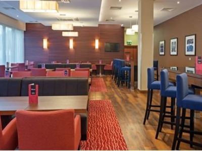 Hampton By Hilton Airport Viešbutis 3*