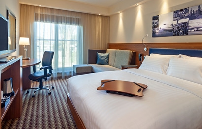 Viešbutis Hampton By Hilton Airport 3*